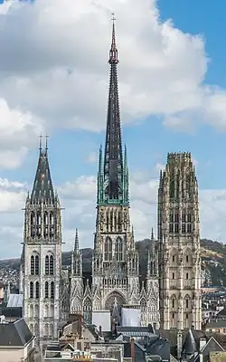 Torres da Catedral de Rouen (séculos XV e XVI)