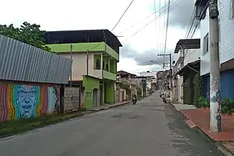 Rua Padre Américo Magalhães no bairro Alipinho