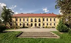 Palácio Leopold von Bees