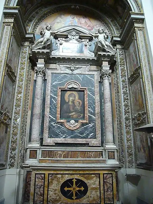 Altar da Madona com o Menino.