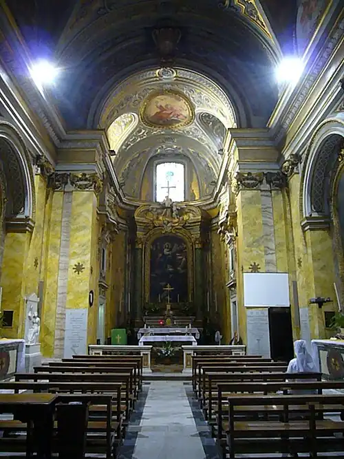Nave.