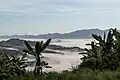 A cordilheira com um mar de nuvens