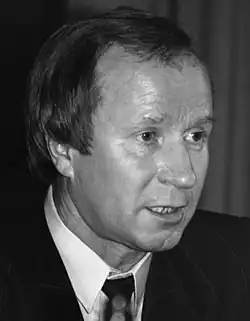 Pavel Sadyrin Павел Садыри