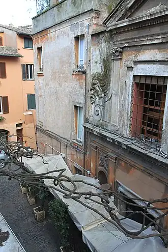 Detalhes da fachada.