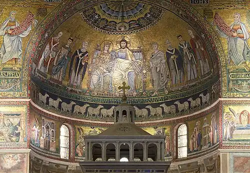 "Coroação da Virgem" na semicúpula da abside