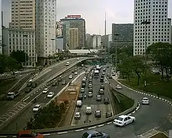 Trânsito na Avenida Prestes Maia