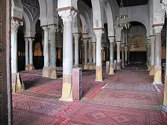 Sala de oração [v]