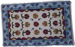 Exemplo de tapete moderno