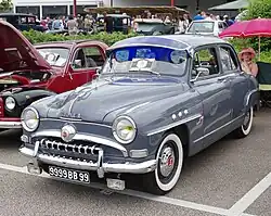 Simca 9 Aronde sedã