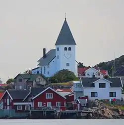 Skärhamn e a sua igreja