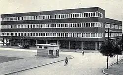 Hospital Municipal (1930) projetado por Drago Ebler em Skopje