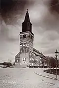 Catedral de Turku em algum momento antes de 1919. Foto por Karl Emil Ståhlberg.