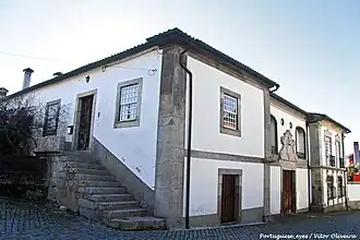 Solar Melo Cabral, em Chãs de Tavares