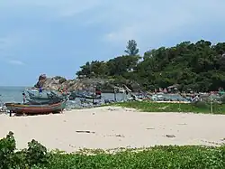 Vista de uma praia no distrito.