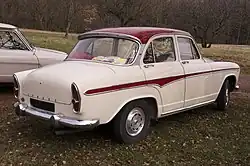 Simca Aronde sedã de 4 portas (P60)