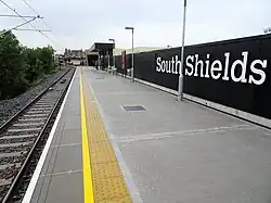A atual estação de metrô de South Shields, em Agosto de 2019, pouco depois da reinauguração.