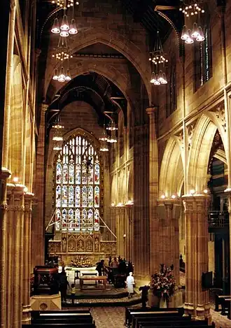 Catedral de Santo André, Sydney, Austrália, no estilo gótico perpendicular.
