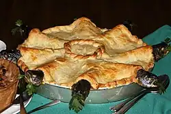 Stargazy pie, pronta para servir