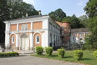 Mastalânia (antigo estábulo)