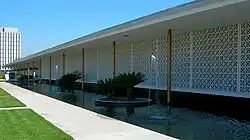 Stuart Pharmaceutical Co. Pasadena, California (1956)