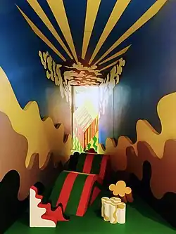 Superarquitetura, concebida pela Archizoom e Superstudio em 1966, reconstruída por ocasião da exposição "Superstudio 50", 21 de abril/04 de setembro de 2016, MAXXI, Roma.