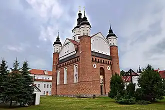 Igreja da Anunciação da Bem-Aventurada Virgem Maria no complexo do mosteiro basiliano, construído em 1516