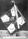 Bandeira de 1918 doada ao Exército Polonês na França pelos cidadãos da Filadélfia.