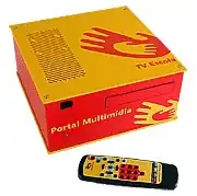 Foto do receptor da TV Escola Digital Interativa, projeto do Ministério da Educação do Brasil em 2003, durante o Governo Lula.[73]