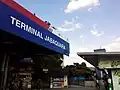 Entrada do terminal pela Avenida Engenheiro Armando de Arruda Pereira