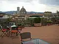 O terraço com vista para a catedral.