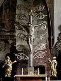 Anônimo: Crucifixo Místico, Igreja de S. Tiago, Toruń, Polônia. Madeira policroma e metal, fim do século XIV