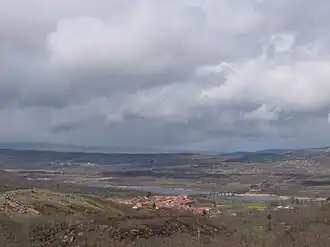 Tourém e o vale do rio Salas vistos para norte
