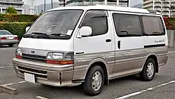 Wagon 2.4DT Super Custom Living Saloon EX (LH100G)