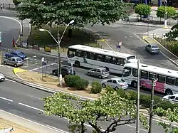 Trânsito na Avenida ACM, no bairro