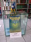 Vitrine sobre o Vestibular de 2002 em exposição sobre educação no Piauí.