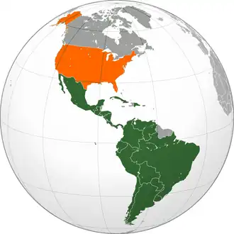 Mapa indicando localização {{{preposição1}}} América Latina e {{{preposição2}}} Estados Unidos.