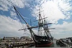 USS Constitution em doca seca para obras de restauração em 2016