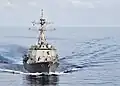 O USS Mustin navegando pelo Oceano Pacífico em 2009.