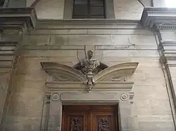 Buontalenti, tímpano partido na Uffizi, Florença