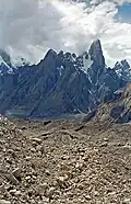 Torre Uli Biaho (6417 m)