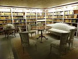 Interior da biblioteca