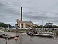 Usina do Gasômetro vista do cais embarcadeiro presente no parque