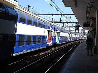 VB 2N partindo de Versalhes para Paris.