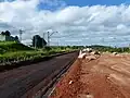 Obras de terraplanagem para duplicação da ferrovia em Salto