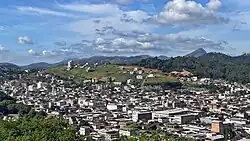 Bairro Giovannini com o Alto Giovannini ao fundo