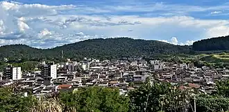 Vista do bairro Amaro Lanari a partir do anel viário da BR-381