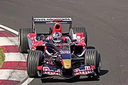 Vitantonio Liuzzi pilotando a STR1 no Grande Prêmio do Canadá de 2006.