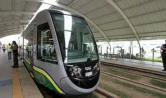Composições CAF Urbos que operariam no sistema. As composições foram vendidas para o futuro VLT de Salvador.