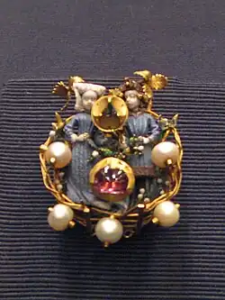 Broche Burgundy com figuras com esmalte ronde bosse, 1430–40, herdado pelos Habsburgos [55]