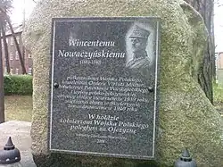 Placa comemorativa no quartel em Skwierzyna